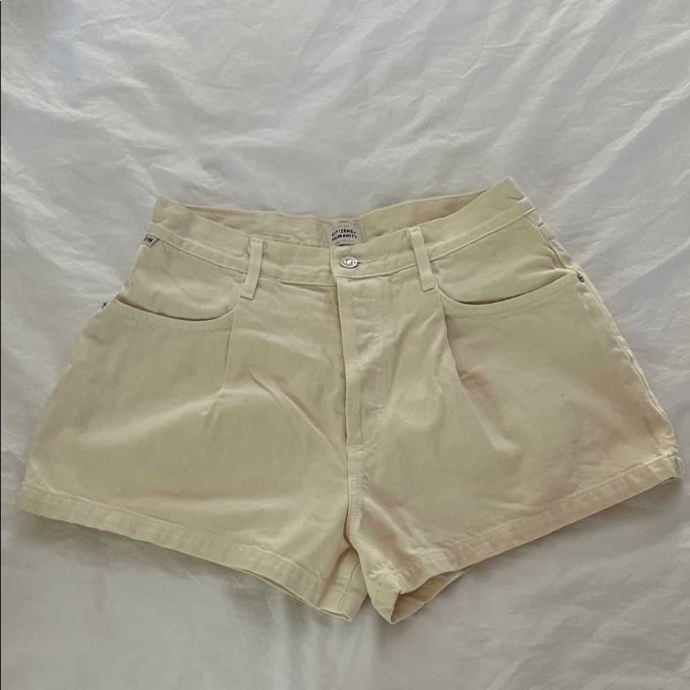 Citizens Of Humanity High Waist Pleated Cream Shorts